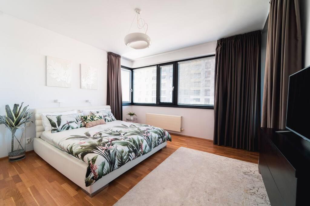 Prague Marina River View Apartment Close To City Centre Free Parking Eksteriør billede